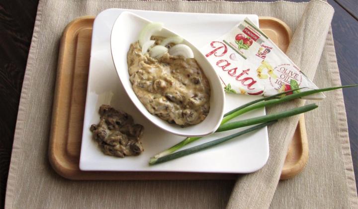 Jak připravit kuřecí játra ve smetanové omáčce | recept Jak připravit kuřecí játra ve smetanové omáčce | recept