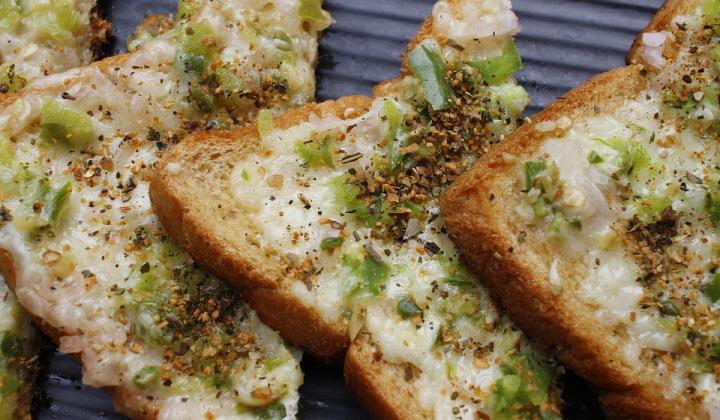 Jak udělat česnekovou pomazánku | recept