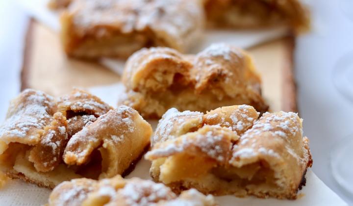 Jak upéct kynutý závin s ořechovou náplní | recept na ořechový štrůdl Jak upéct kynutý závin s ořechovou náplní | recept na ořechový štrůdl