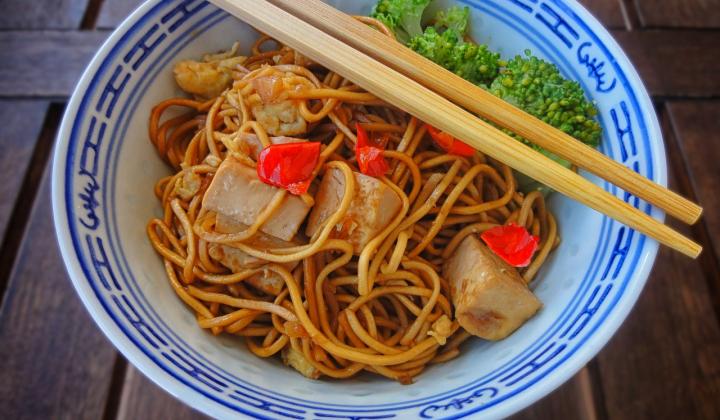 Jak uvařit těstoviny s tofu | recept na bezmasé jídlo Jak uvařit těstoviny s tofu | recept na bezmasé jídlo