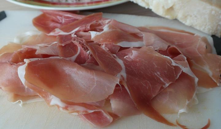 Jak udělat zapečená kuřecí prsa s parmskou šunkou | recept Jak udělat zapečená kuřecí prsa s parmskou šunkou | recept