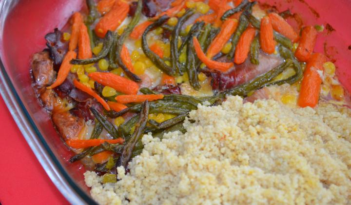 Jak uvařit plněné závitky ze šunky s kuskusem a zeleninou | recept Jak uvařit plněné závitky ze šunky s kuskusem a zeleninou | recept