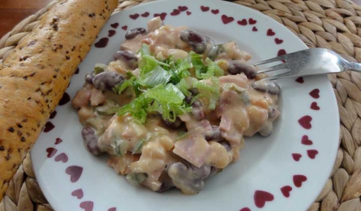 Jak připravit fazolový salát s křenem | recept Jak připravit fazolový salát s křenem | recept
