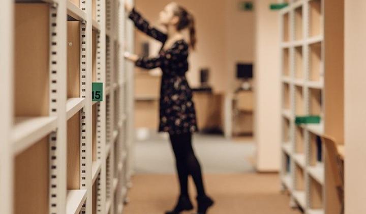 Jak se vyznat ve zkratkách všech titulů a hodností Jak se vyznat ve zkratkách všech titulů a hodností