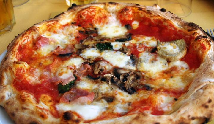 Jak upéct jednoduchou houbovou pizzu | recept Jak upéct jednoduchou houbovou pizzu | recept