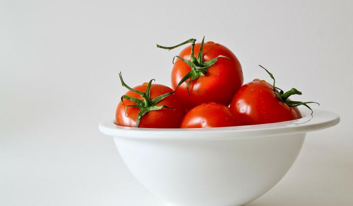 Jak udělat rajčatový salát s majonézou | recept Jak udělat rajčatový salát s majonézou | recept