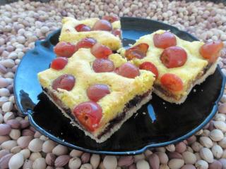 Jak upéct třešňové řezy s kukuřičnou moukou | recept Jak upéct třešňové řezy s kukuřičnou moukou | recept