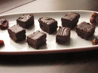 Jak připravit arašídovo-datlové brownies | recept Jak připravit arašídovo-datlové brownies | recept