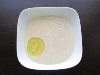 Jak upéct tmavý kefírový dort s karamelovým krémem | recept Jak upéct tmavý kefírový dort s karamelovým krémem | recept