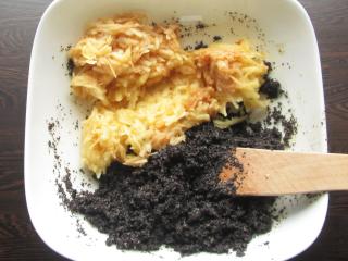 Jak upéct šťavnatý jablečný koláč s mákem | recept Jak upéct šťavnatý jablečný koláč s mákem | recept