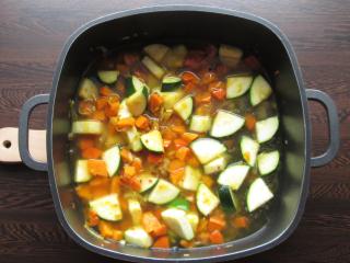 Jak uvařit podzimní polévku z dýně, pórku a cukety | recept Jak uvařit podzimní polévku z dýně, pórku a cukety | recept