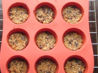 Jak upéct banánové müsli koláčky | recept Jak upéct banánové müsli koláčky | recept