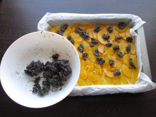 Jak upéct kefírovou bublaninu s mandlovo-makovou žmolenkou | recept Jak upéct kefírovou bublaninu s mandlovo-makovou žmolenkou | recept