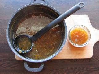 Jak připravit vitamínovou bombu z citrusů a čerstvého zázvoru | recept Jak připravit vitamínovou bombu z citrusů a čerstvého zázvoru | recept