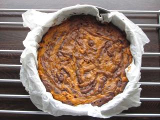 Jak upéct čokoládový brownie dort s dýňovou cheesecake nádivkou | recept Jak upéct čokoládový brownie dort s dýňovou cheesecake nádivkou | recept