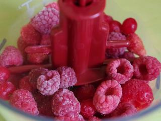 Jak na zdravou domácí ovocnou zmrzlinu | recept Jak na zdravou domácí ovocnou zmrzlinu | recept