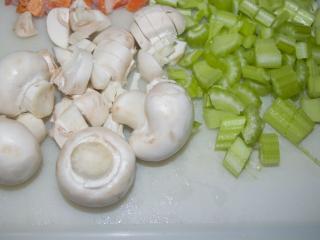Jak připravit krémovou žampionovou polévku s divokou rýží | recept