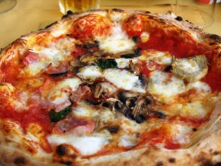 Jak upéct jednoduchou houbovou pizzu | recept Jak upéct jednoduchou houbovou pizzu | recept